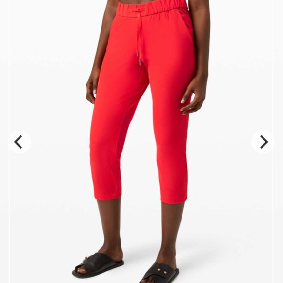 Lululemon On the Fly Crop *23" Carnation Red Size 4 - Picture 1 of 7
